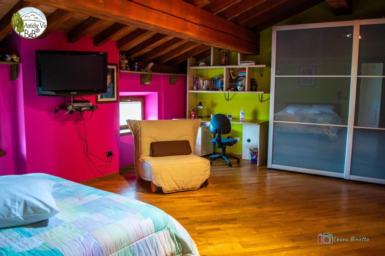Antiche Vie B&B Serramazzoni Экстерьер фото